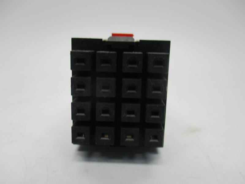 TELEMECANIQUE RHK415JV 250V 5A NSMP