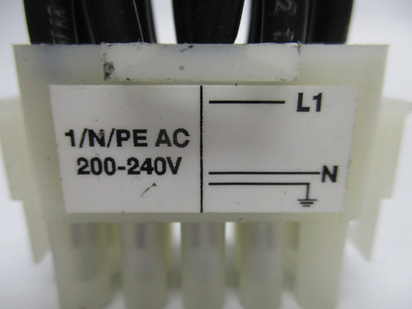 PLUG 227568 200-240V NSNP