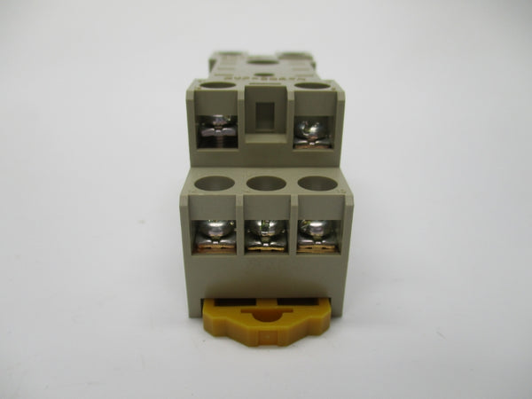 OMRON PYF-08A-N 250VAC 7A NSNP