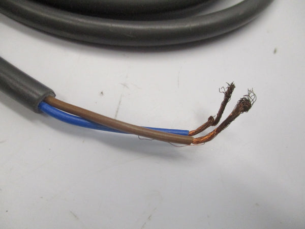 OMRON E2E-X5Y1 24-240VAC UNMP