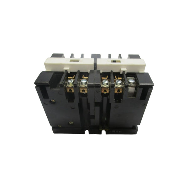 GENERAL ELECTRIC CR122A04702AA SER. A 300V 10A NSNP
