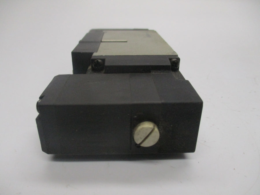 SMC NVFS3200-3FZB 94-138VAC UNMP