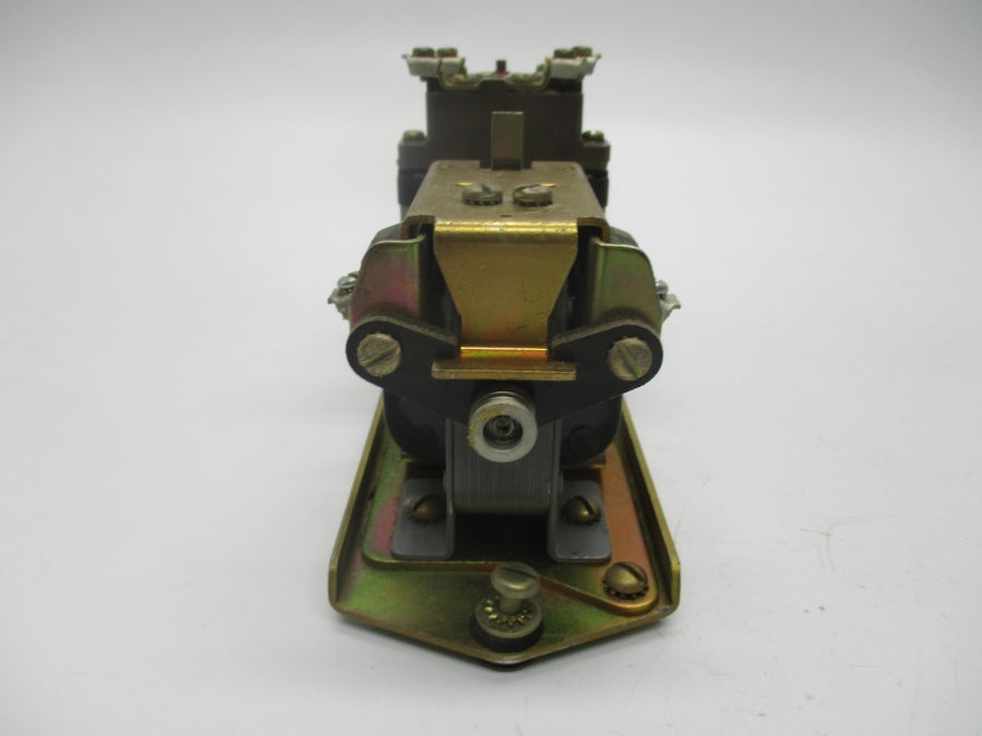 SQUARE D 9050BO1E SER. E 550/600V 15A NSNP