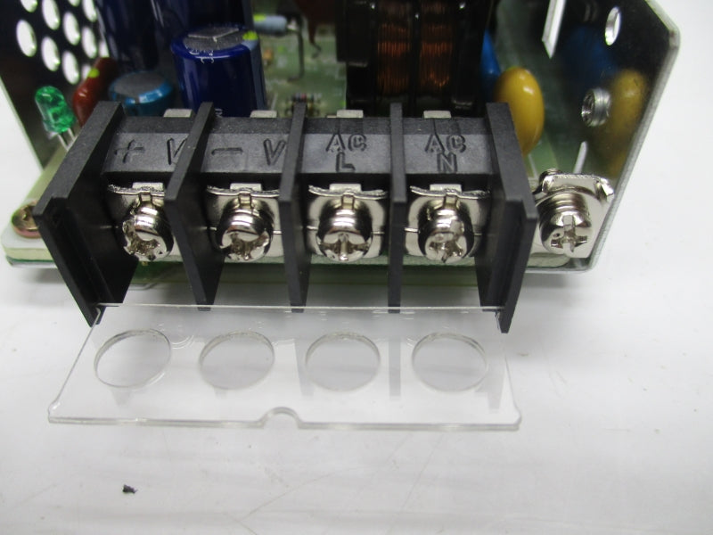 OMRON S8E1-02505D 100-120VAC 5VDC 5A NSMP