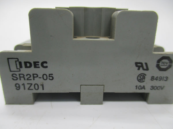 IDEC SR2P-05 300V 10A UNMP