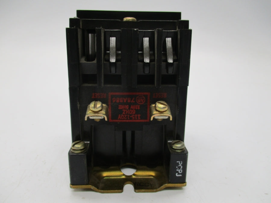 ALLEN BRADLEY 700-RM000A1 SER. B 110/115-120V 30A NSNP
