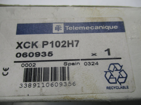 TELEMECANIQUE XCKP102H7 240V NSMP