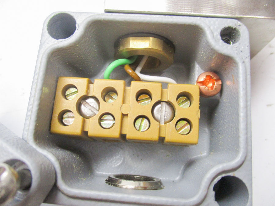 GEMS 020-0121 FS-925E-0.4-C-K-W 250VAC/DC 0.5A NSNP