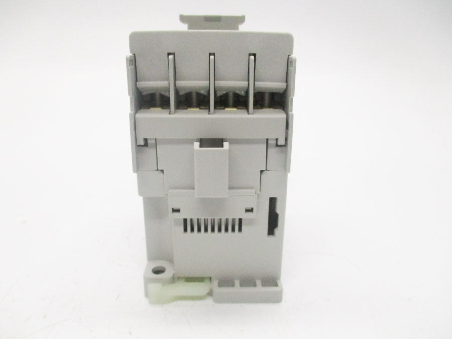 ALLEN BRADLEY 100-NX205D SER. A 110/120V 32A (WH) NSMP
