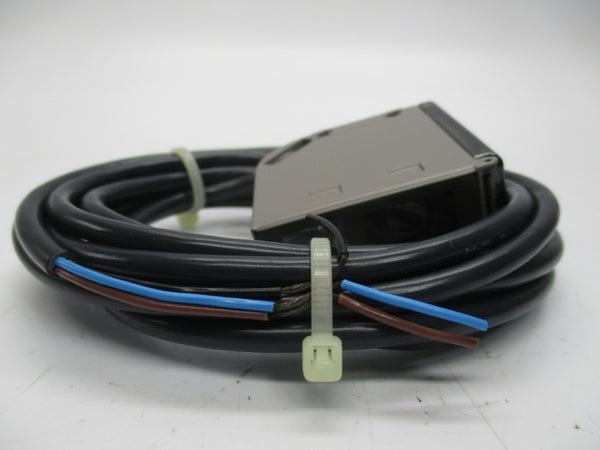 OMRON E3S-CL1 10-30VDC NSNP