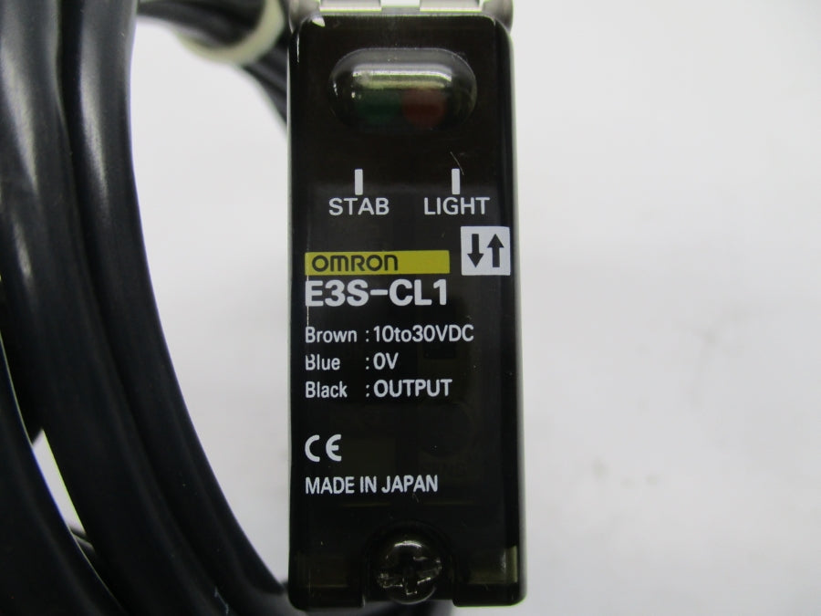 OMRON E3S-CL1 10-30VDC NSNP