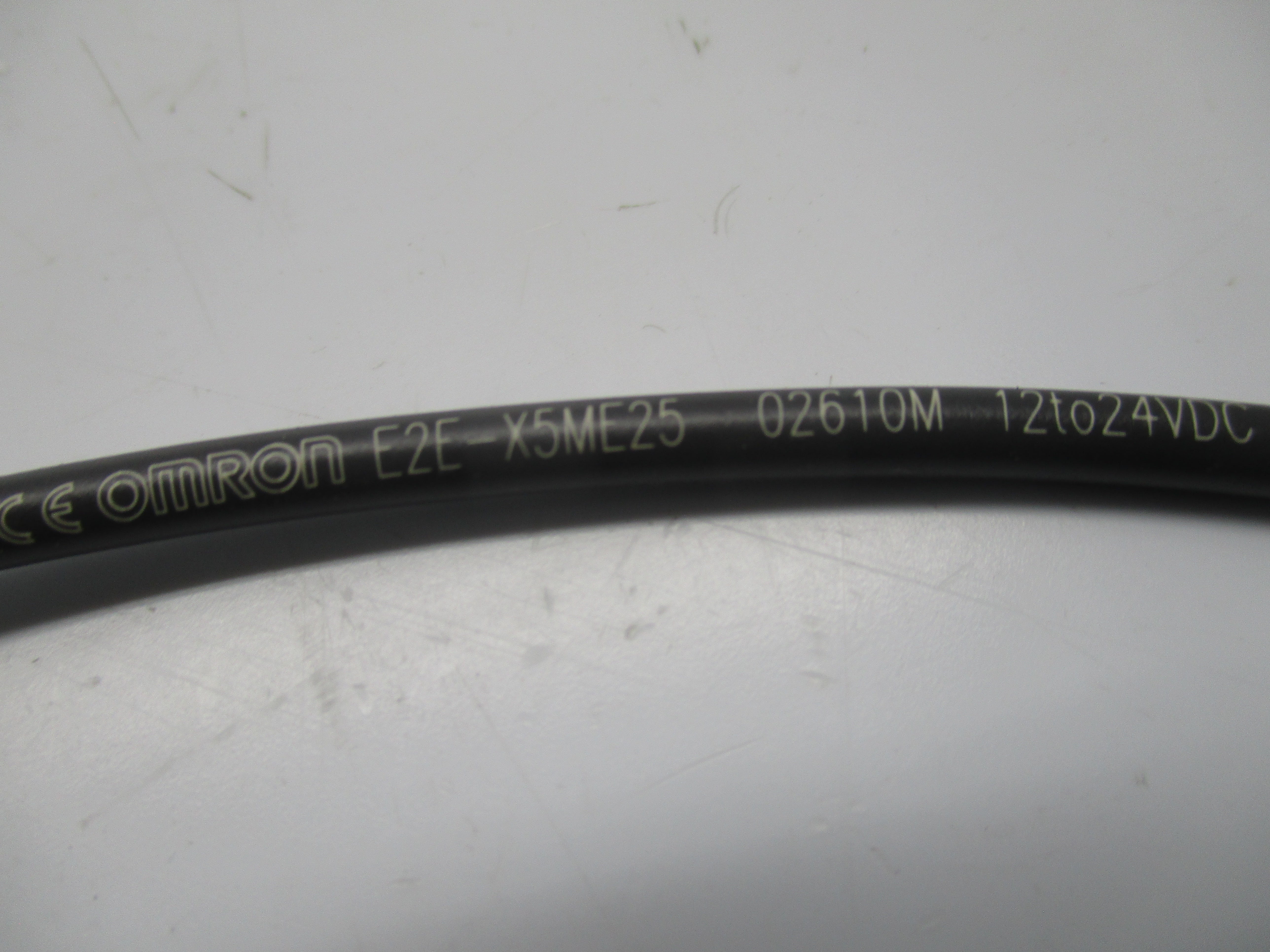 OMRON E2E-X5ME25 12-24VDC NSNP