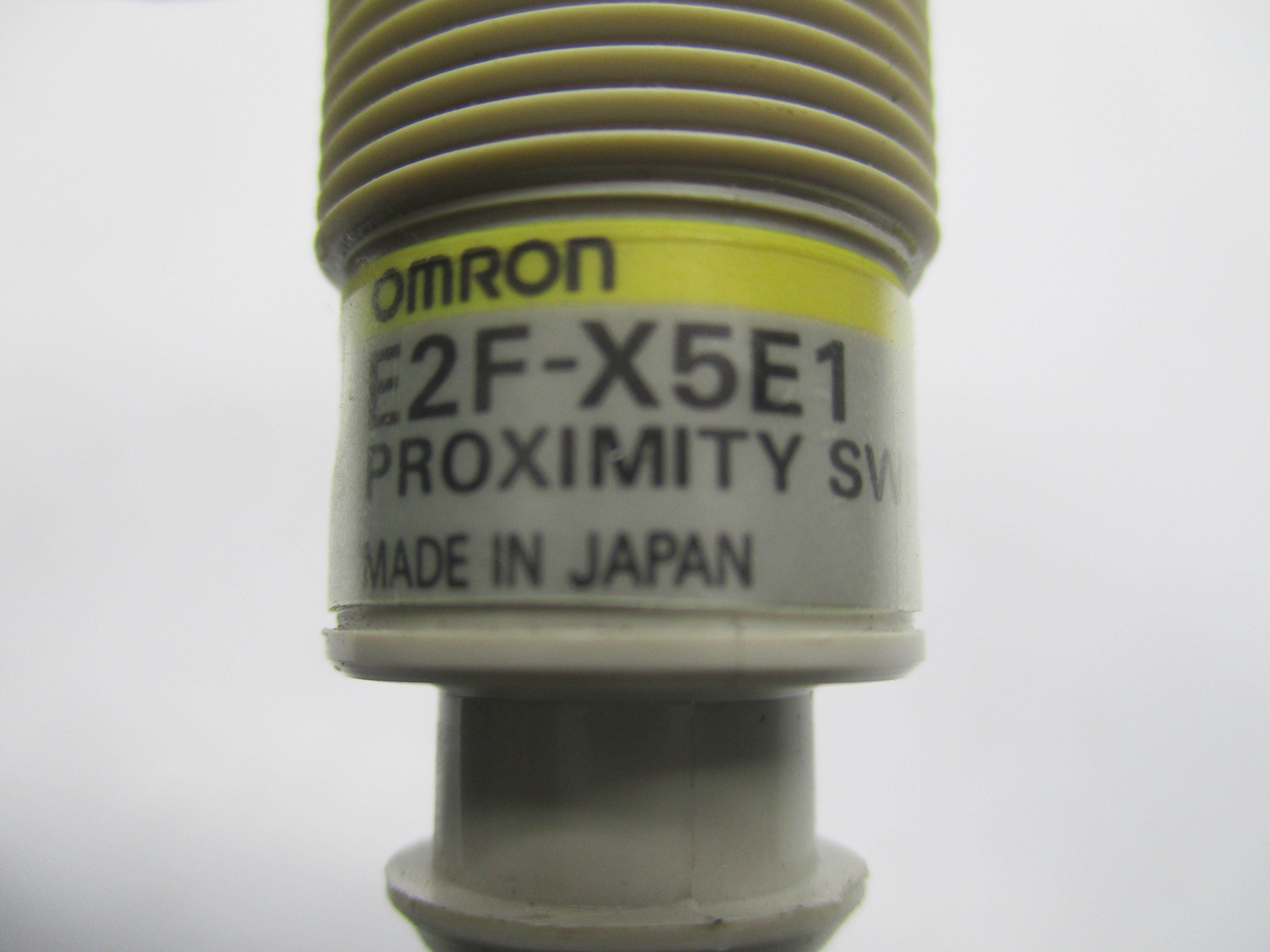 OMRON E2F-X5E1 12-24VDC NSNP