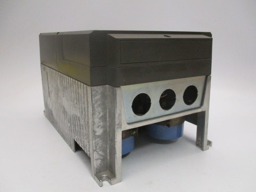 LENZE 6813E.1A.00 0-400V 13,0A UNMP