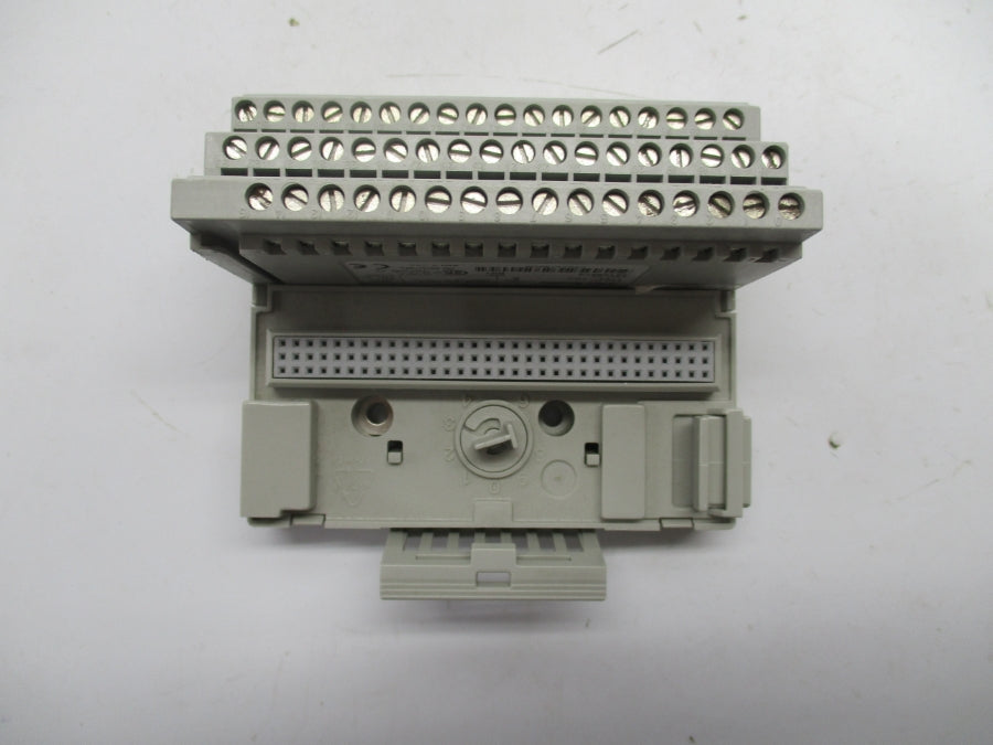 INDUSTRIAL SPARE PART 1794-TB3 SER. A 120VAC 10A REV. B01 UNMP