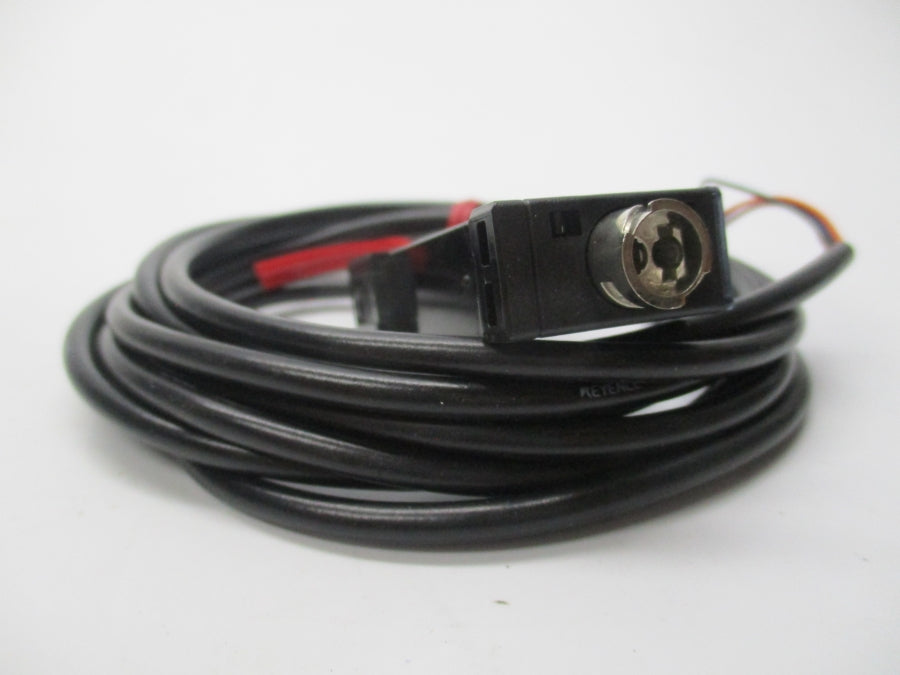 KEYENCE FS2-60 12-24VDC NSNP