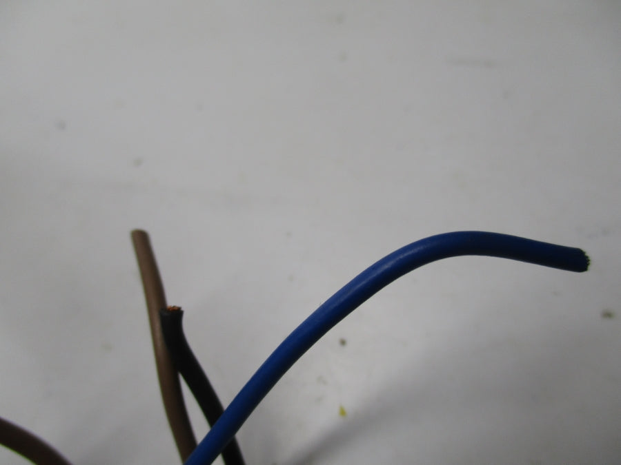 OMRON TL-N10ME1 10-30VDC UNMP