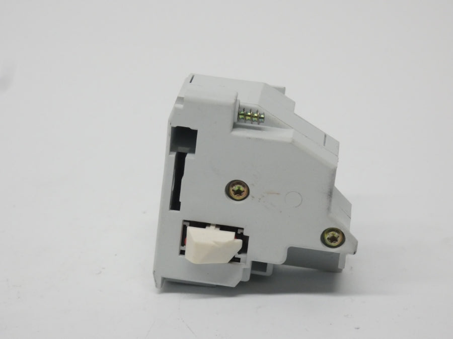 INDUSTRIAL SPARE PART VHI-NZM7 500VAC 4A NSNP
