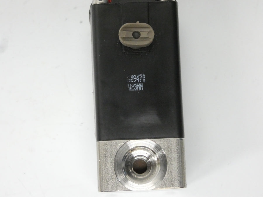 BURKERT 0330A5/32FKMSS 00457693 24VDC 72PSI NSNP