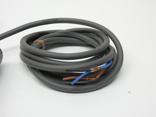 OMRON E2K-C25MF1 10-40VDC NSMP