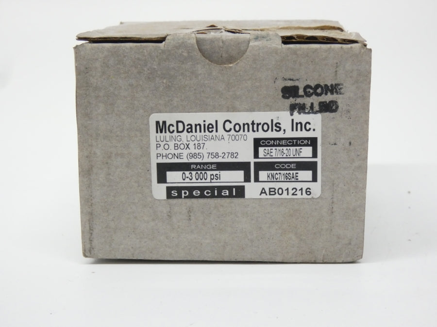 MCDANIEL CONTROLS KNC7/16SAE AB01216 0-3000PSI NSMP