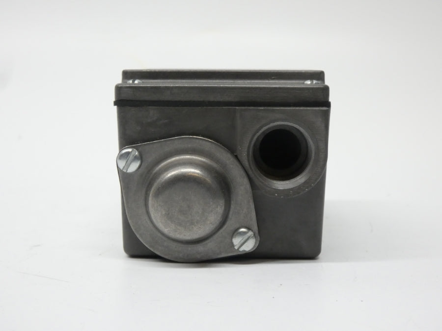 BARKSDALE ML1H-M203-S0387 480V 10A NSMP