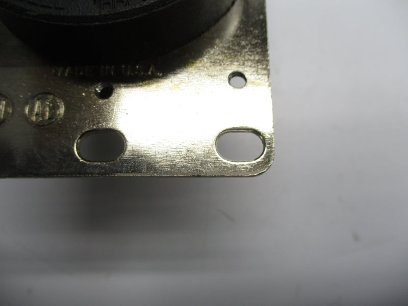 HUBBELL HBL9330 250VAC 30A NSNP