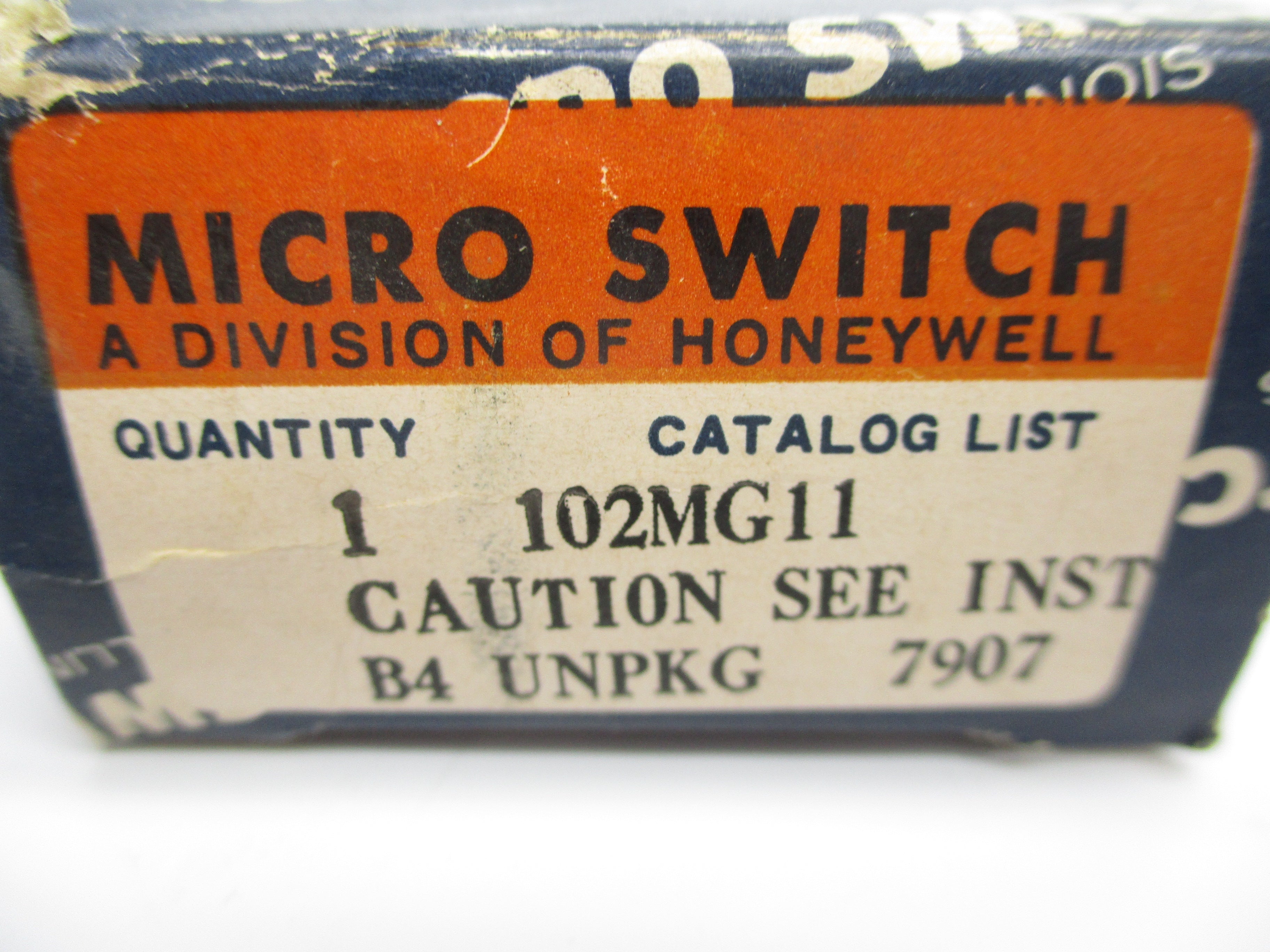 MICRO SWITCH 102MG11 NSMP