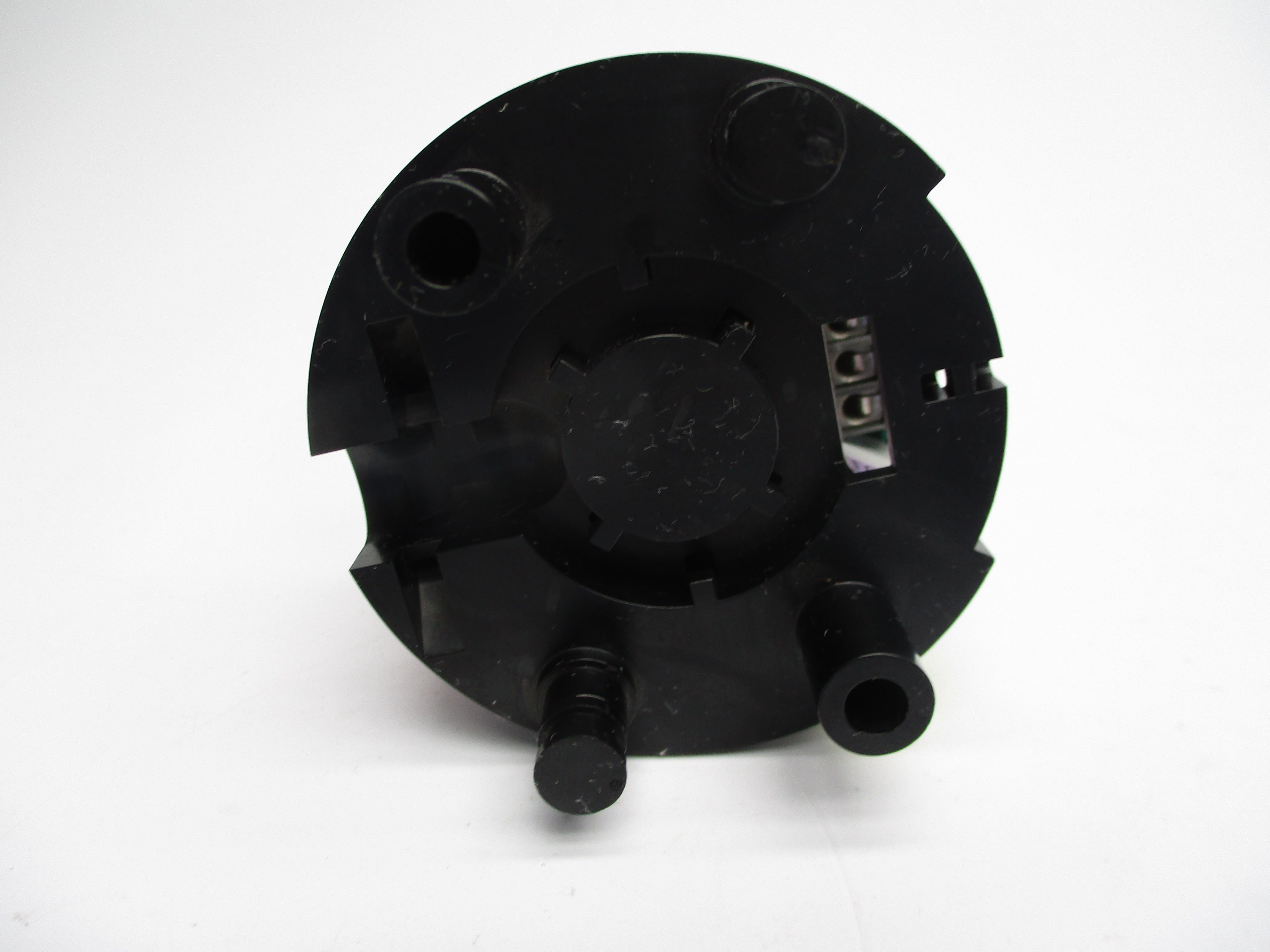 DAYTON 6A191 120VAC 3A (AS PICTURED) NSNP