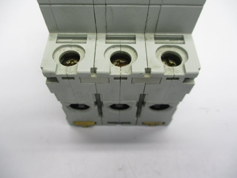MERLIN GERIN 24543 480VAC 32A UNMP