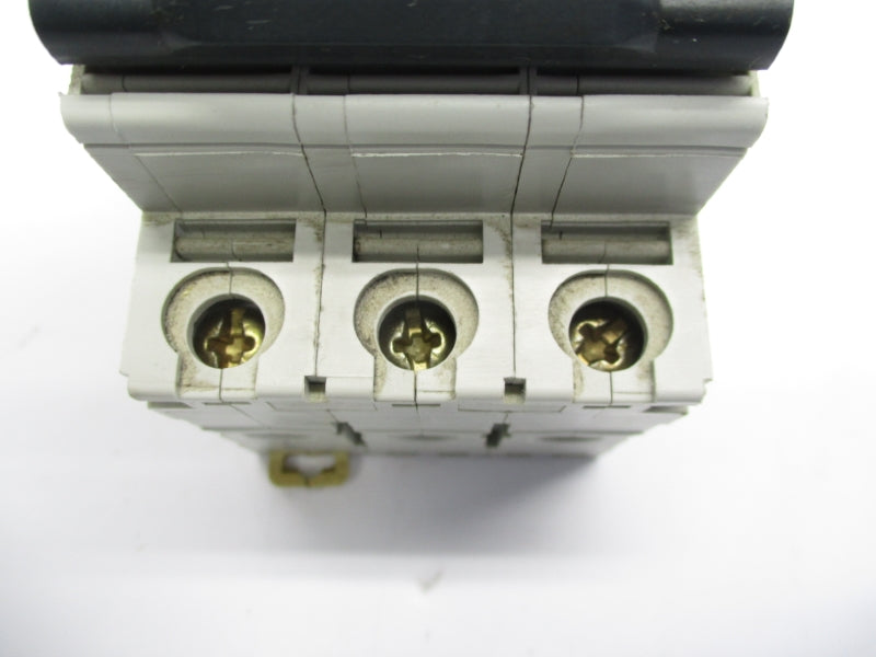 MERLIN GERIN 24348 400V UNMP