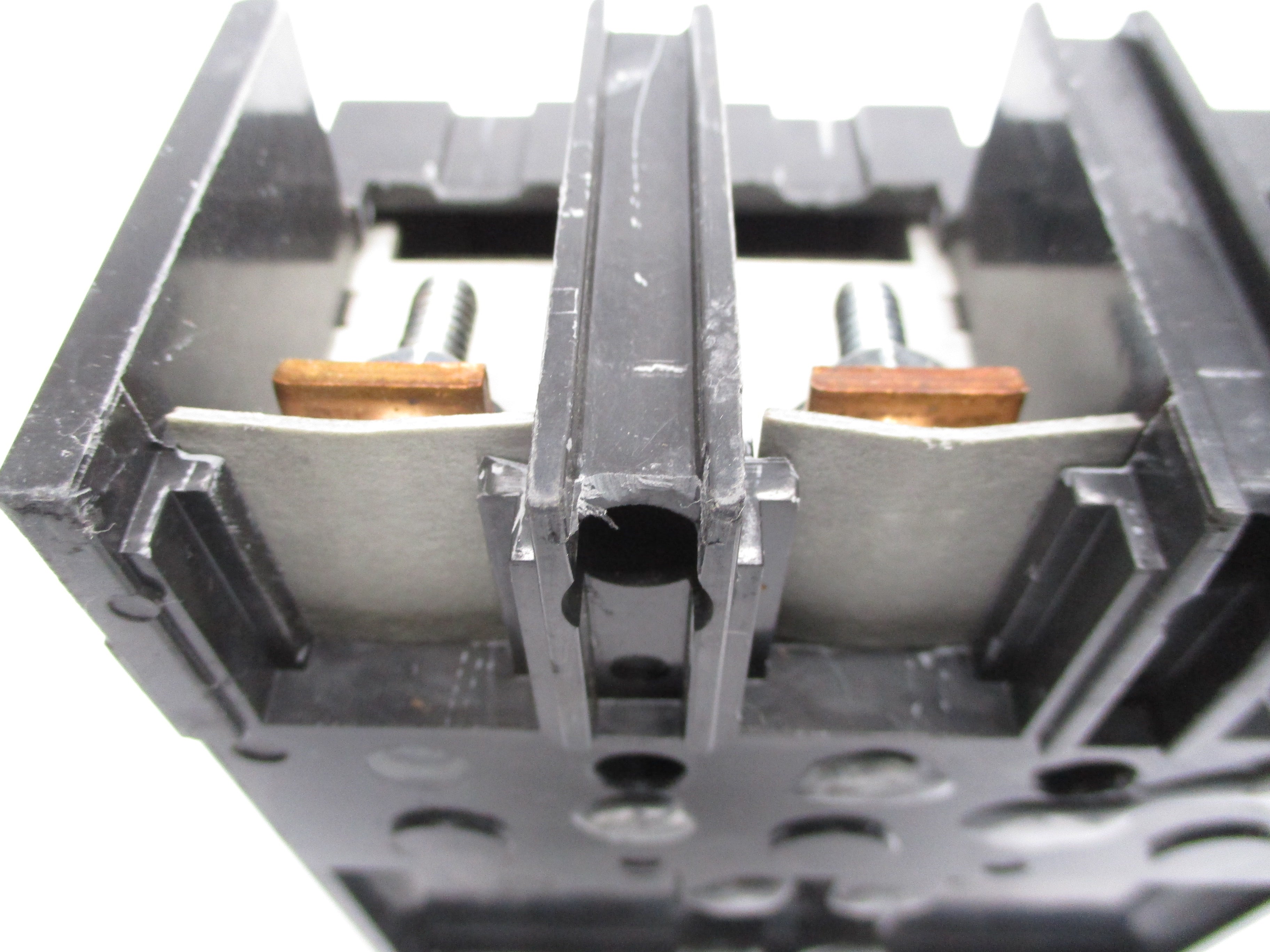 SQUARE D QBL32200 240V 200A (AS PICTURED) UNMP