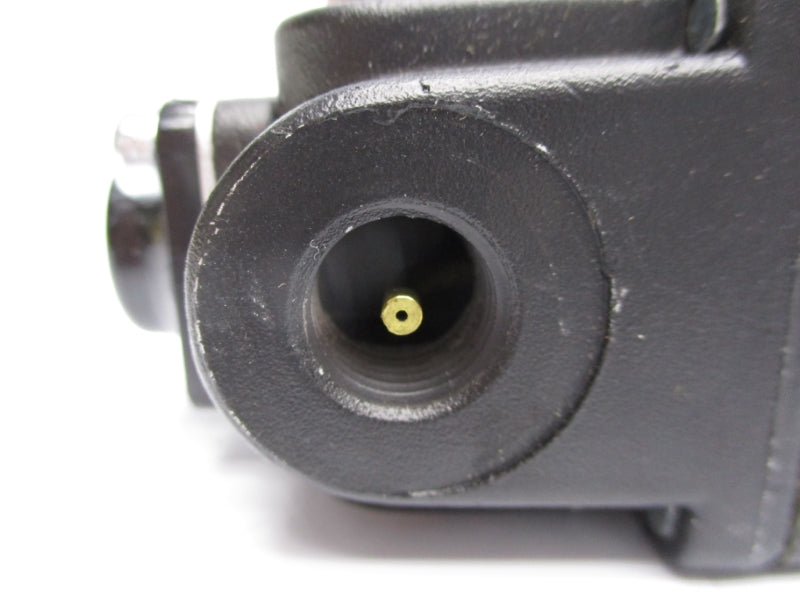 FAIRCHILD Z14241-30232 0.5-30PSI 1/2" NSNP
