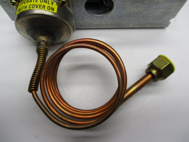 JOHNSON CONTROLS P29NC-3C 120/240VAC 100PSI NSMP
