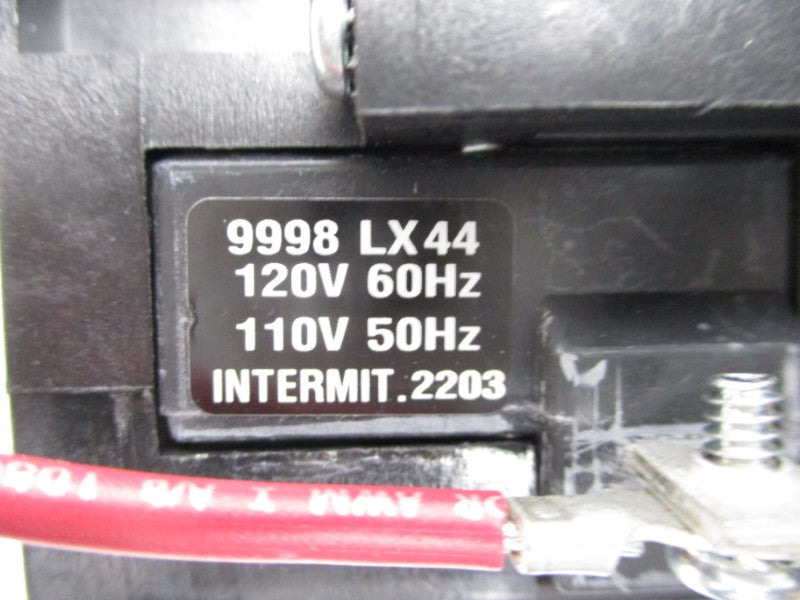 SQUARE D 8903LXO40V02 SER. B 110-120V 30A NSMP