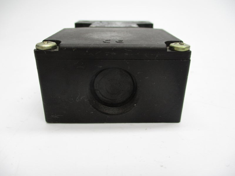 SCHMERSAL AZ16-02ZVK 230V 4A (NO KEY) NSNP