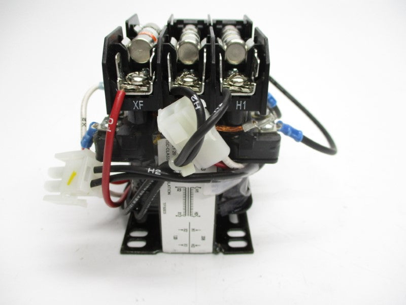 SQUARE D LA9TFD32L SER. D 208/120V 6/10A NSNP