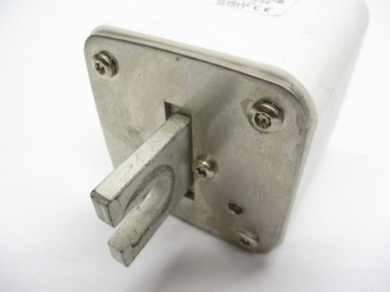 BUSSMANN 170M6144 1300V 630A UNMP