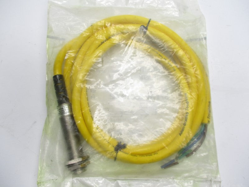 ALLEN BRADLEY 871TM-B5C18-H2 SER. A 40-250VAC/DC NSMP