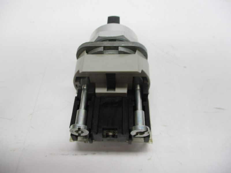 ALLEN BRADLEY 800T-J2 SER. T NSNP