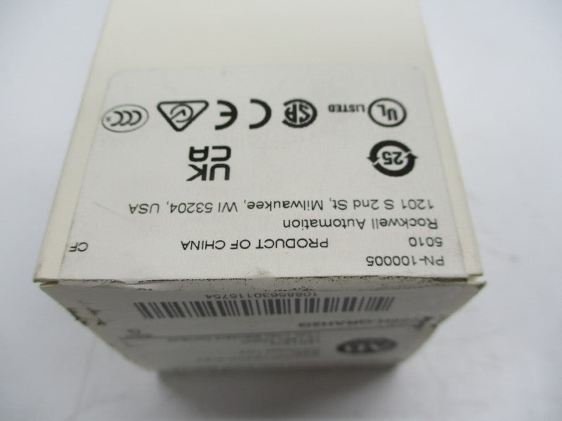 ALLEN BRADLEY 800H-QRAH2G SER. G 12-130VAC/DC (WH) NSFS