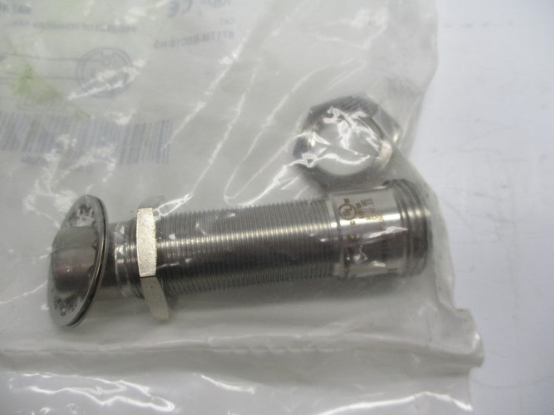 ALLEN BRADLEY 871TM-B8C18-N3 SER. B 20-250VAC/DC NSMP