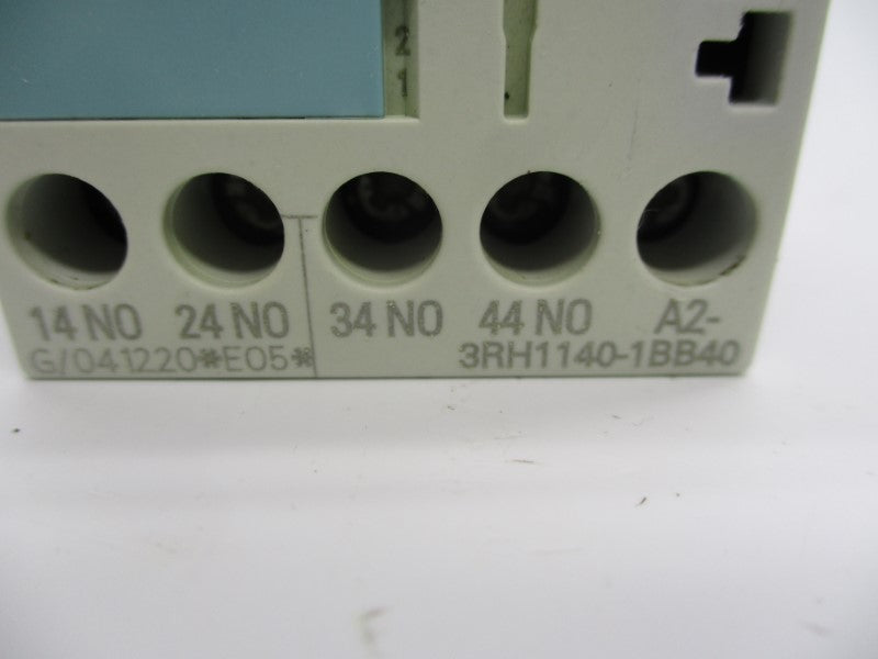 SIEMENS 3RH1140-1BB40 600VAC 10A NSNP