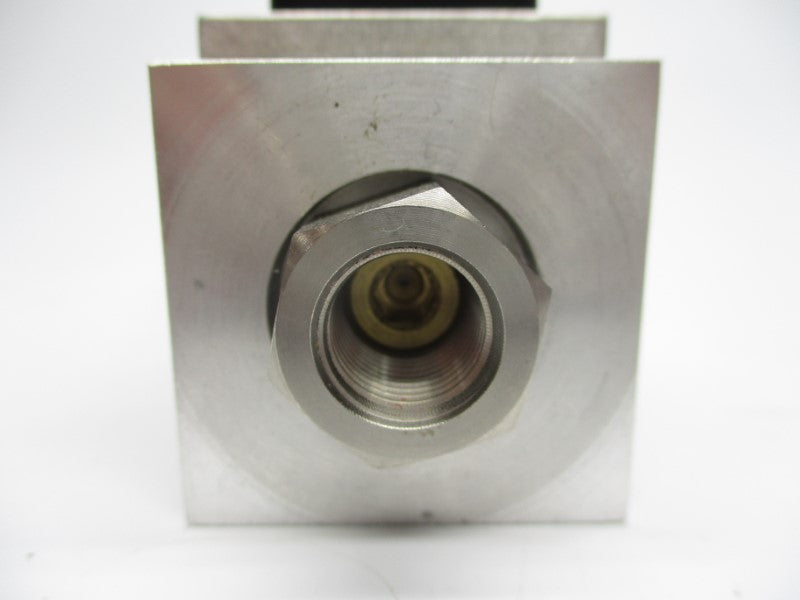 BARKSDALE X1T-0213 X1T-4100-10-GE166 250VAC 4A 1/2" NSMP