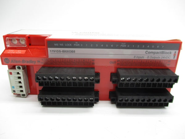 ALLEN BRADLEY 1791DS-IB8XOB8 SER. A 24VDC 0.7A VER. 03 NSMP
