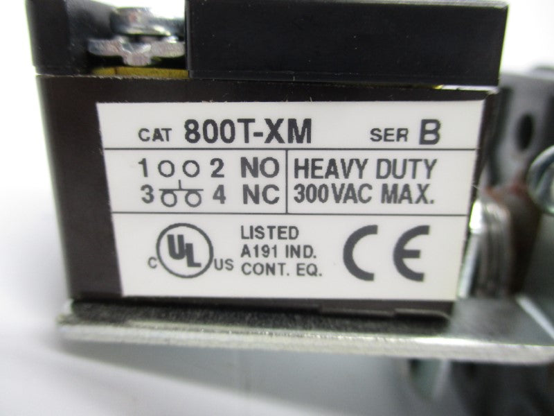 ALLEN BRADLEY 800T-S6M SER. N (WH) NSMP