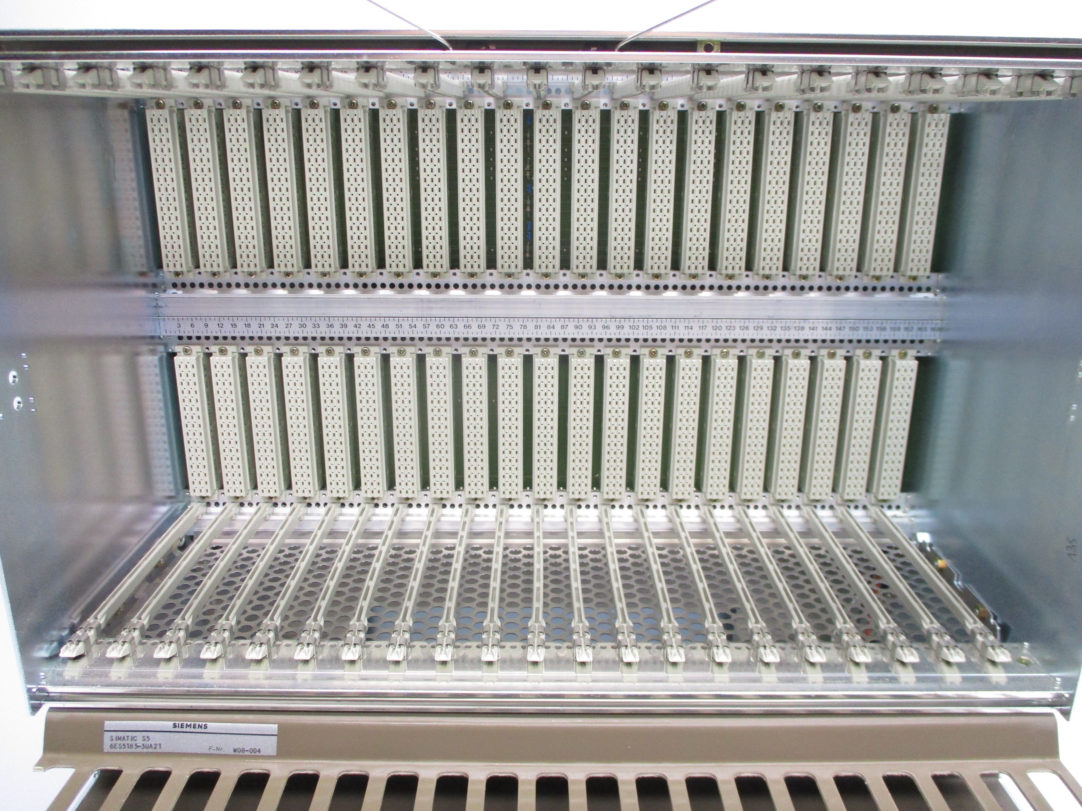 SIEMENS 6ES5185-3UA21 (AS PICTURED) NSNP