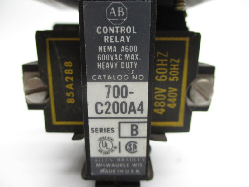 ALLEN BRADLEY 700-C200A4 SER. B 440-480V UNMP