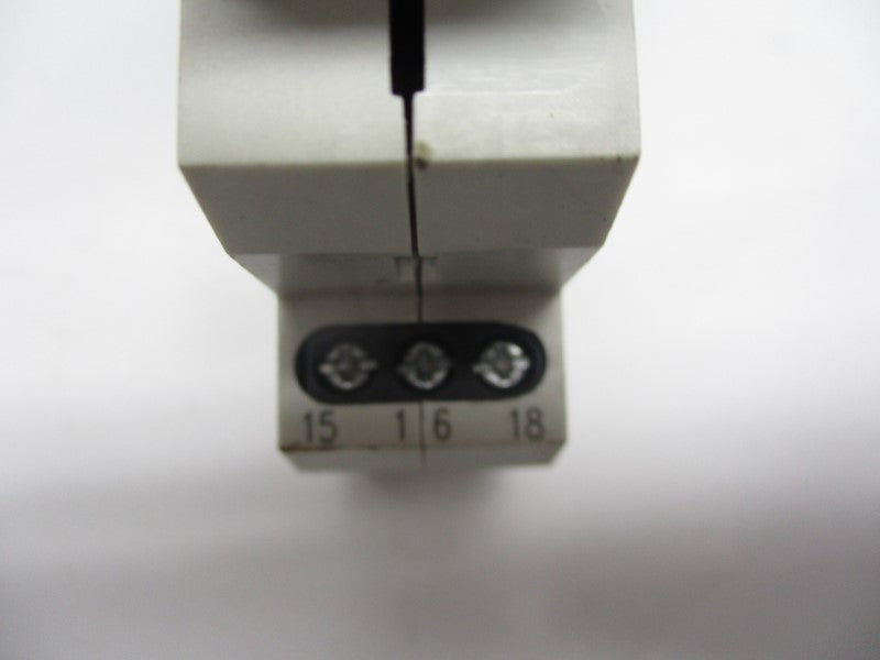 DAYTON 1EJE8 12-240VAC/DC 15A UNMP