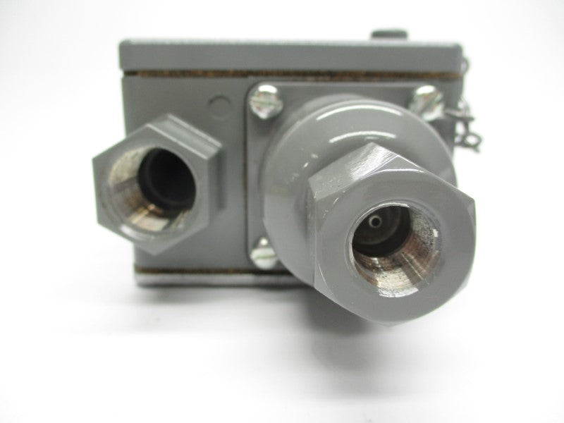 ALLEN BRADLEY 836T-T261J SER. A 115-600VDC 8-100PSI (BR/WH) NSMP